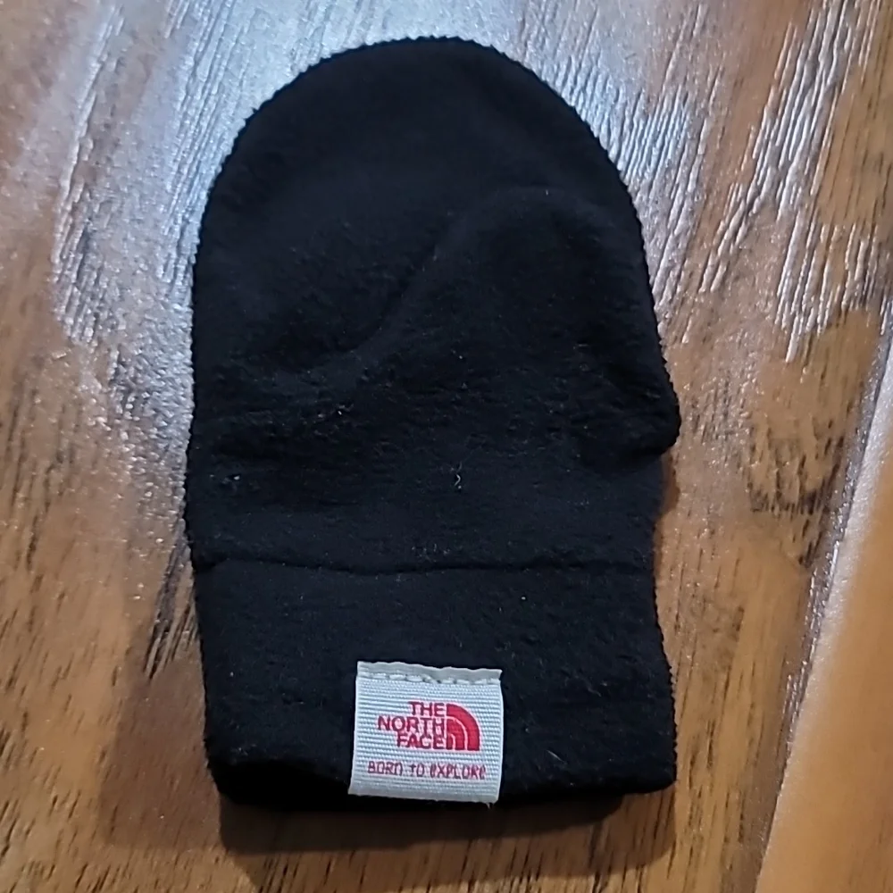 The NorthFace infant mittens